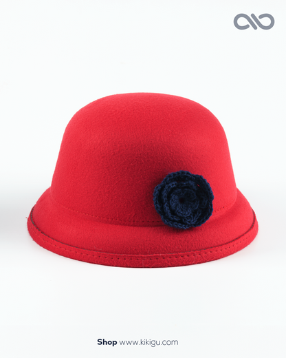 Chapéu Vermelho com Flor de Crochet